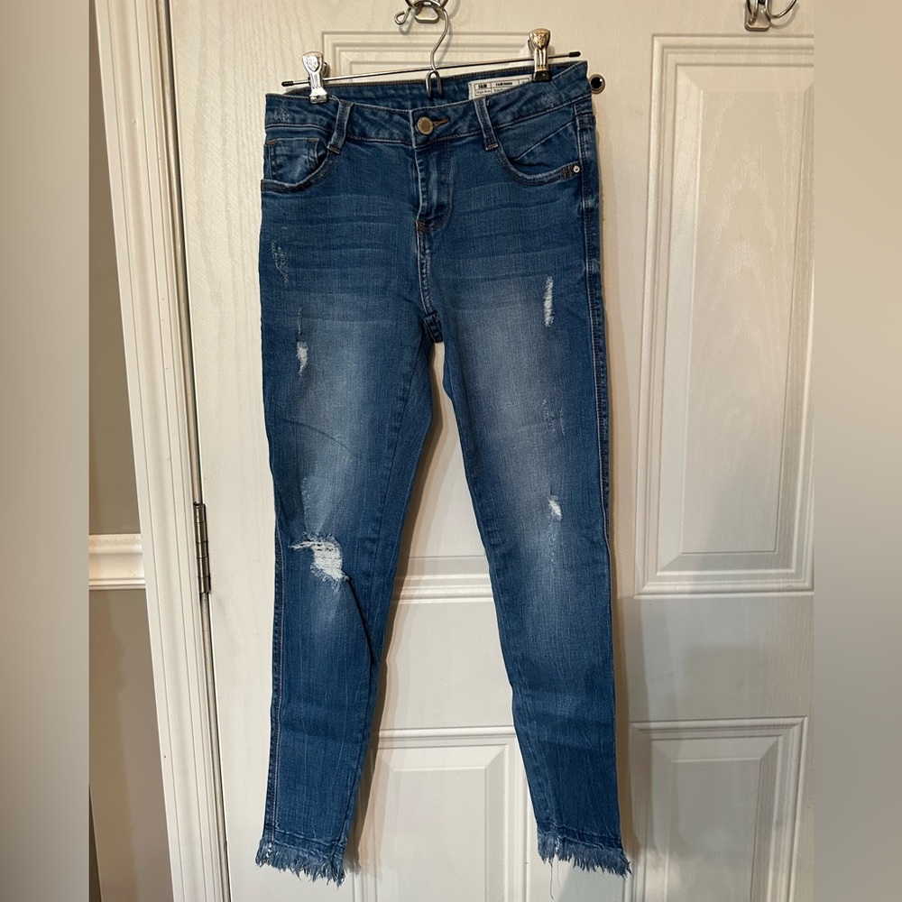 I & M jeans, kylie frayed skinny, high rise denim